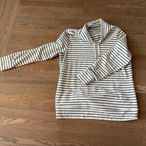 LL Bean womens cowl neck sweater L